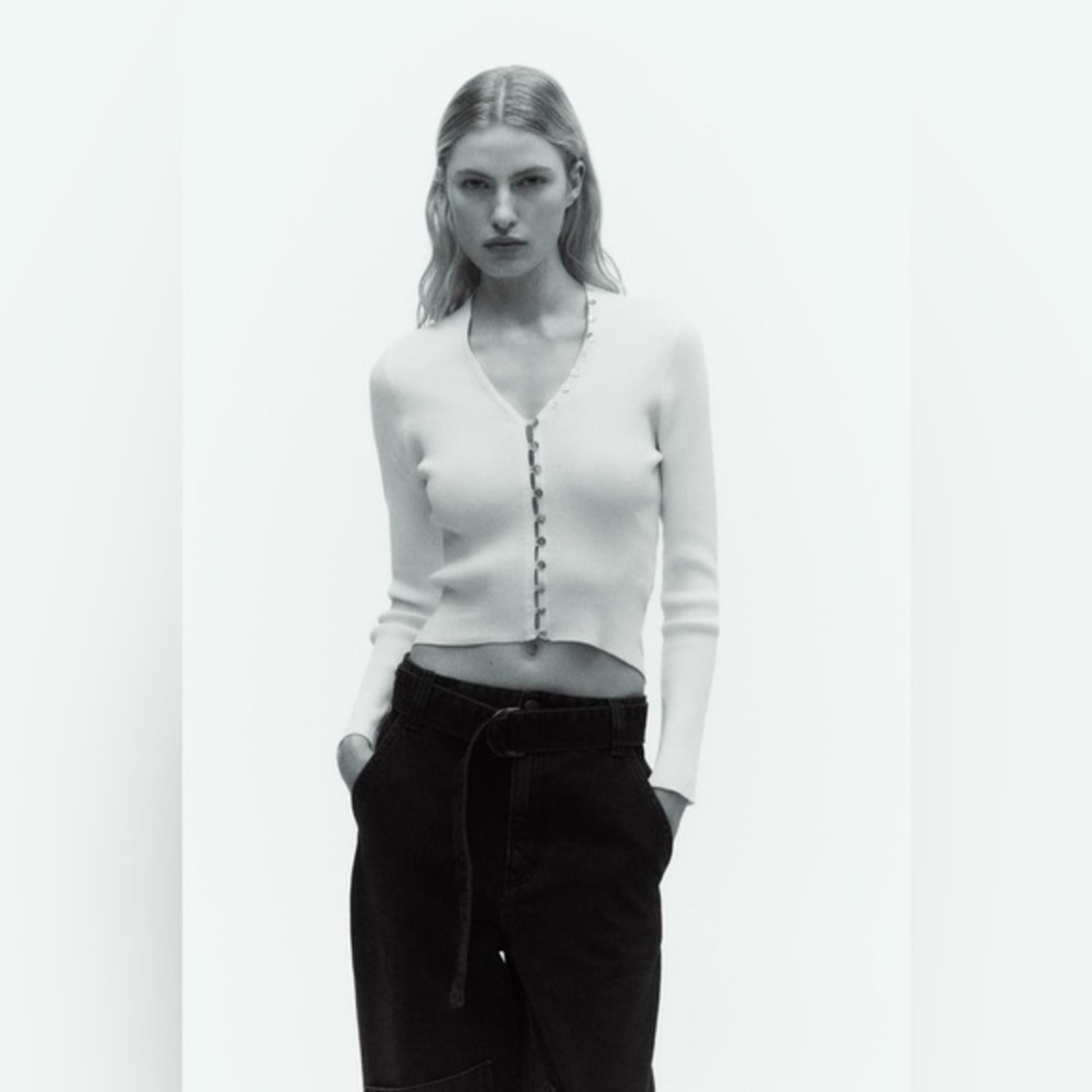 Zara Knit Button-Up Top - Picture 7 of 7